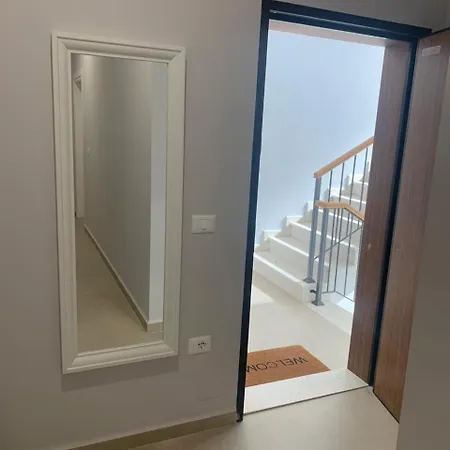 Get Comfy * Sarandë