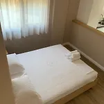Get Comfy * Sarandë