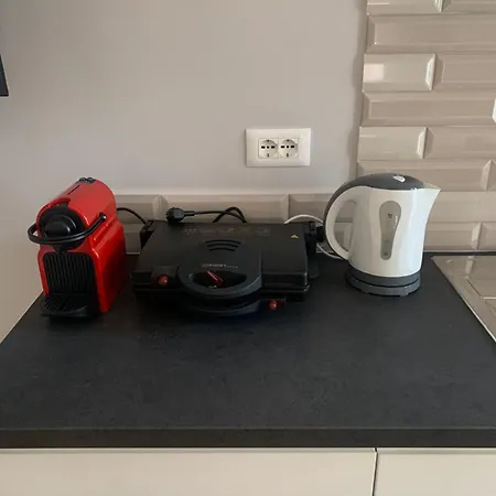 Get Comfy * Sarandë