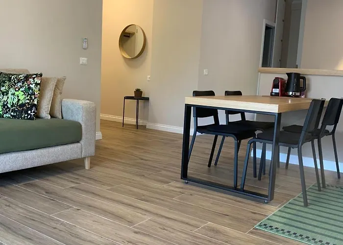 Get Comfy * Sarandë